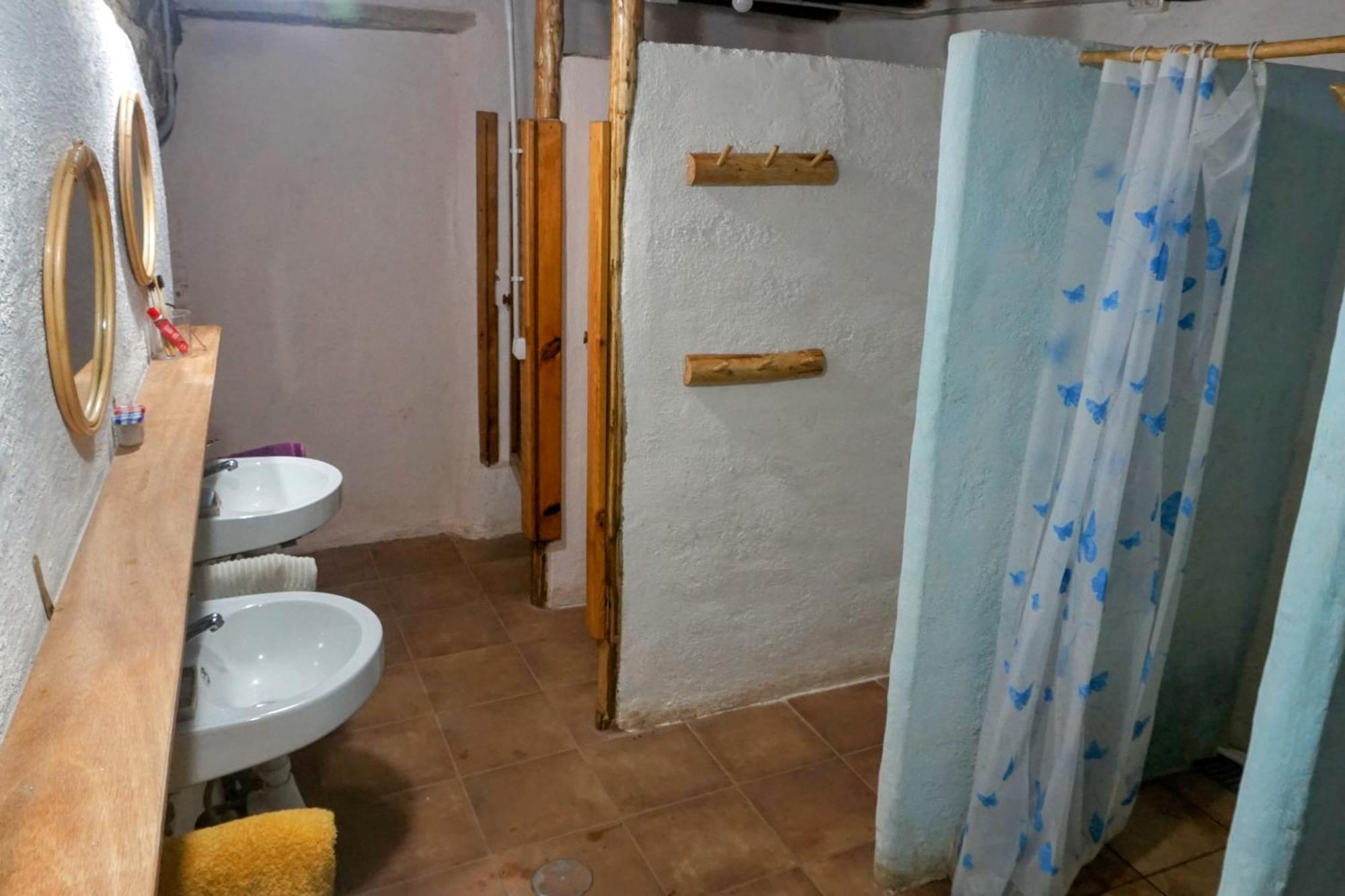 Albergue Del Oso Tierraluz Arbúcies Εξωτερικό φωτογραφία